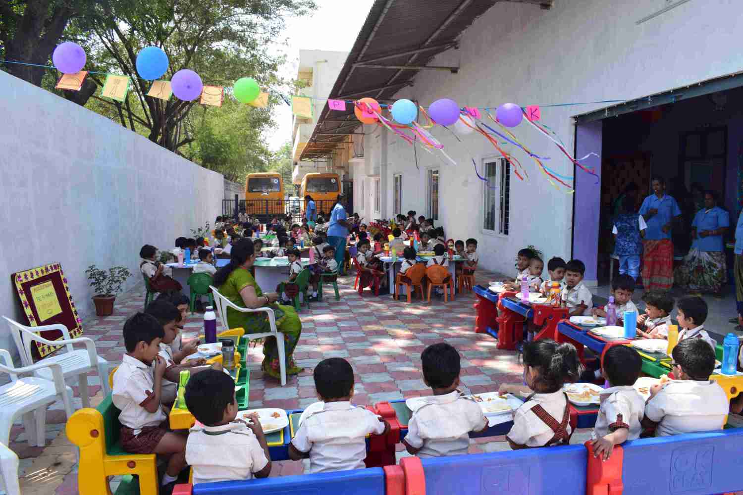 Pre Primary Mock
                                                        Restaurent POT Luck Lunch